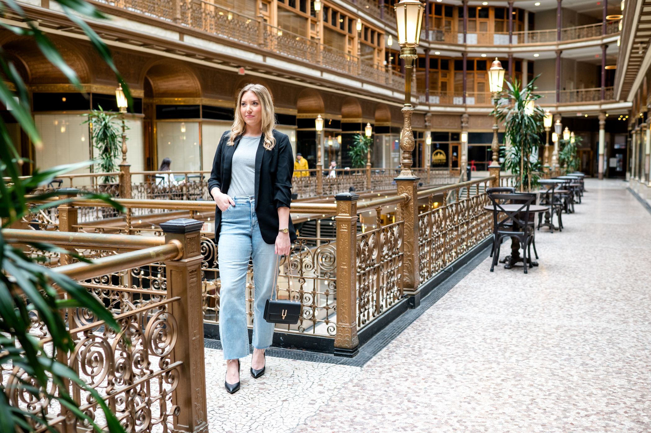 Darcy of Being Darcy sharing wedding business blog and marketing advice